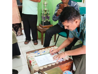 serah terima ganti rugi kedai pak Nas PurnaTNI