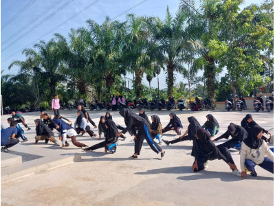 Persiapan lomba Gerak jalan Kecamatan